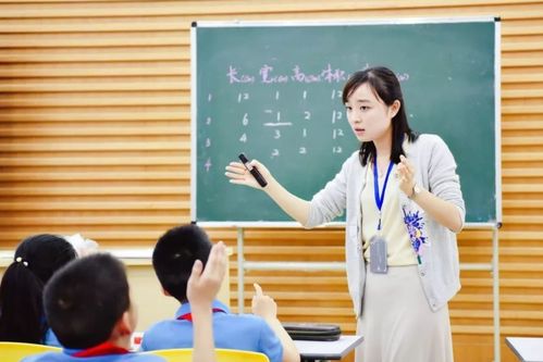 朝九晚五与课后看护 教师新规背后的教育生态重塑